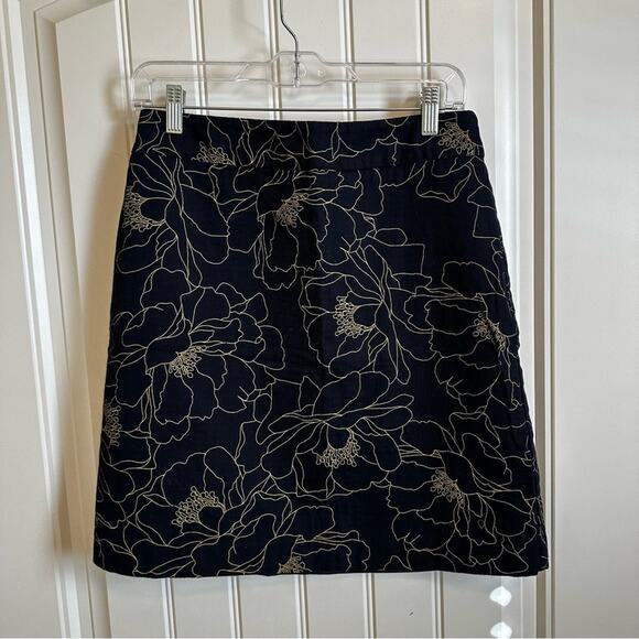 Ann Taylor women’s‎ skirt size 6 black and gold - Picture 2 of 8